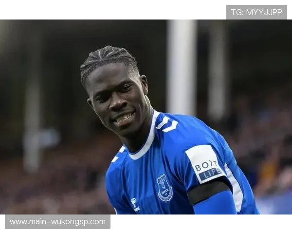 奥纳纳出球能力面对阿森纳高位逼抢的挑战