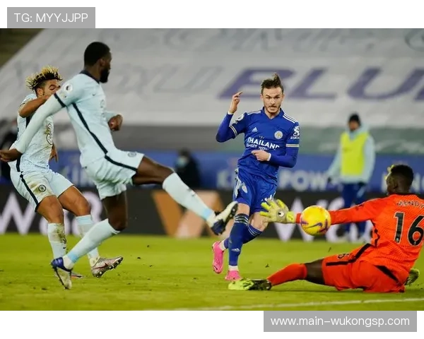 朗多无球策应改变进攻节奏，组织效率领跑后卫