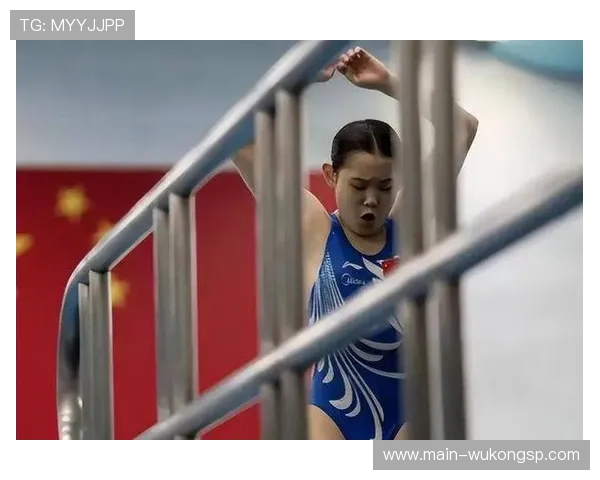 张家齐训练完顺手买了个包，价格够我交三年房租