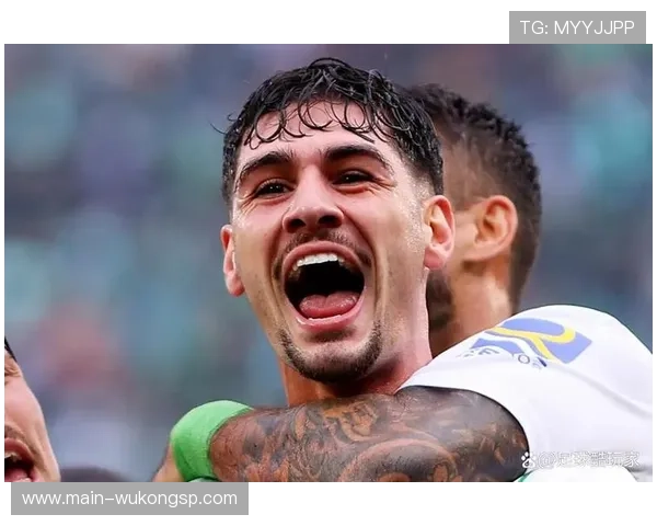 热刺边路主导进攻，中场中路渗透与突破能力尚待提升，影响进攻立体化